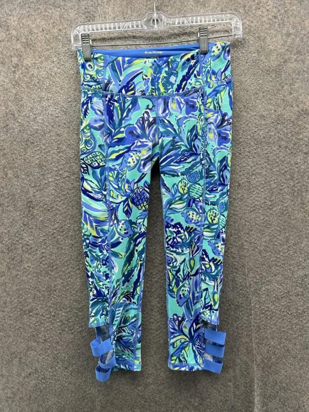 Lilly Pulitzer Luxletic Leggings Womens XS Multicolor Floral Capri Yoga Pants